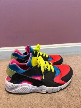 Nike id Custom Huraches - Neon Yellow, Hot Pink & Blue